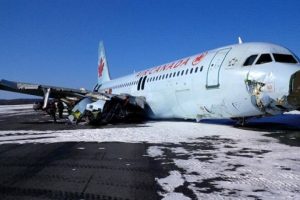 How do airplane accidents affect survivors mental health